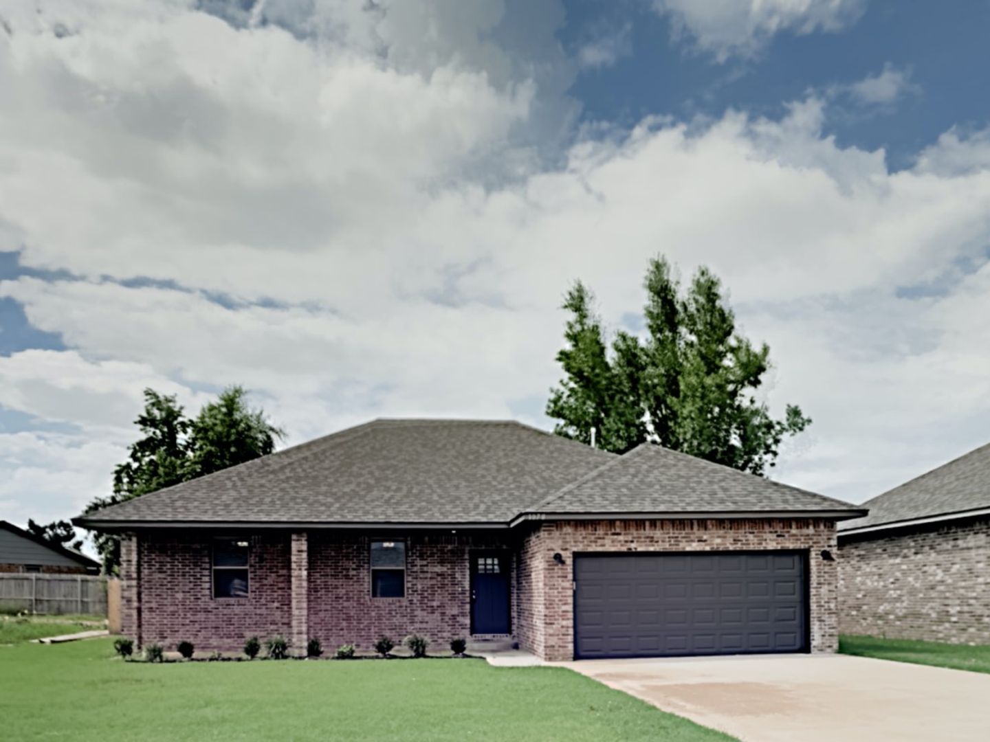 Yukon House: 1078  Mulbury Mansion