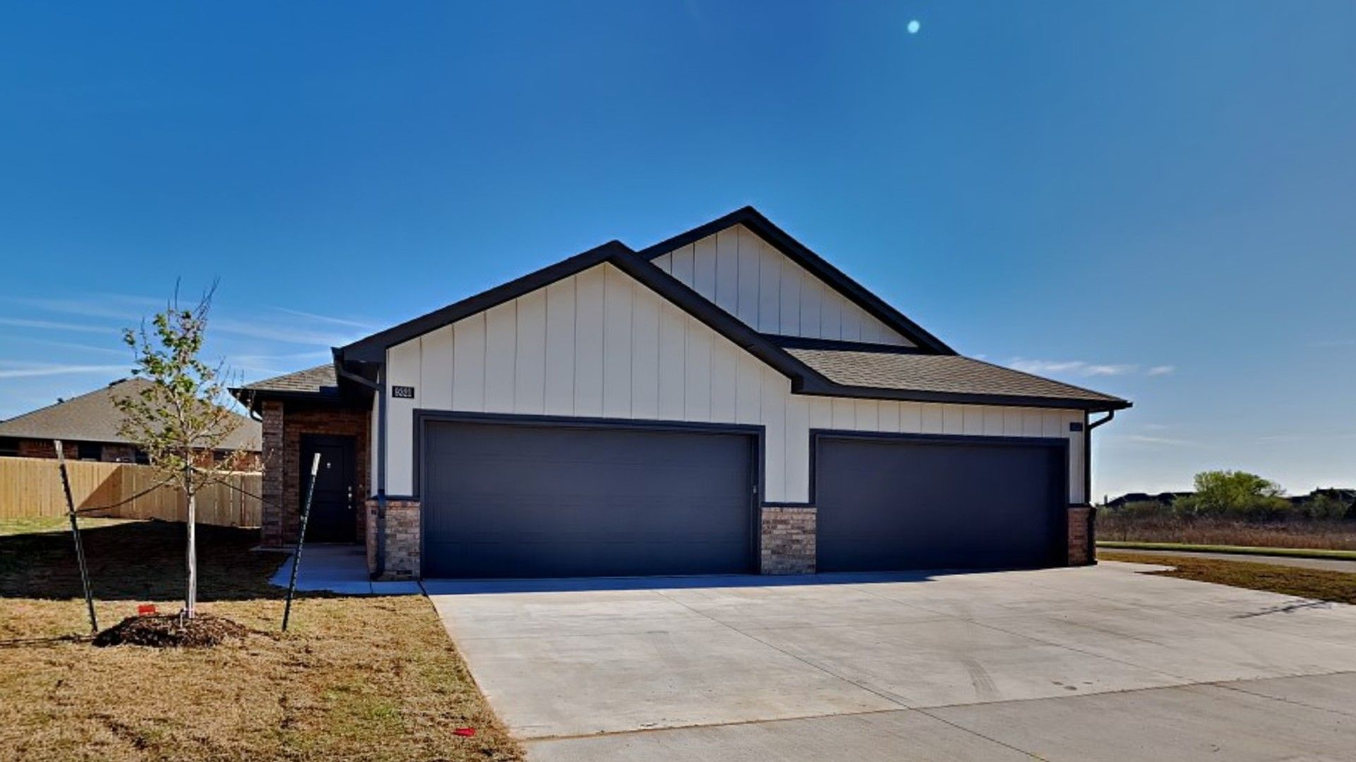 Luxury 3 Bedroom 2 Bathroom Duplex with 2 Car Garage in Piedmont Schools (Neighborhood Park/Basketball Court)