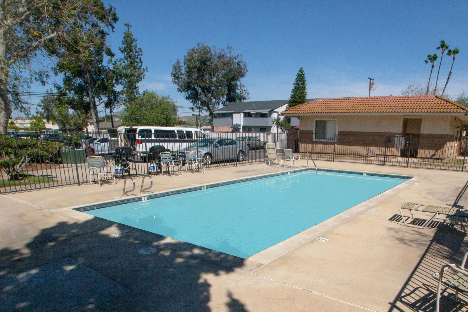 El Cajon Apartment: 1371 E Lexington Ave