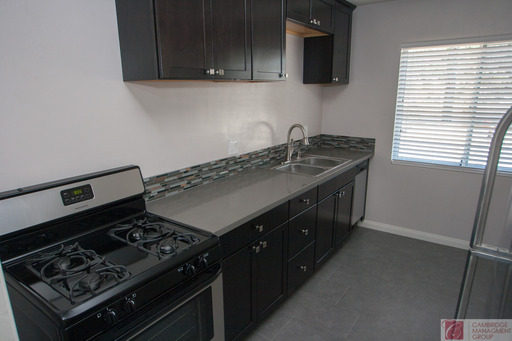 Move in special! Prime location near Little Italy, minutes from Downtown! High-end Design, in unit W/D & we love pets! – photo 1
