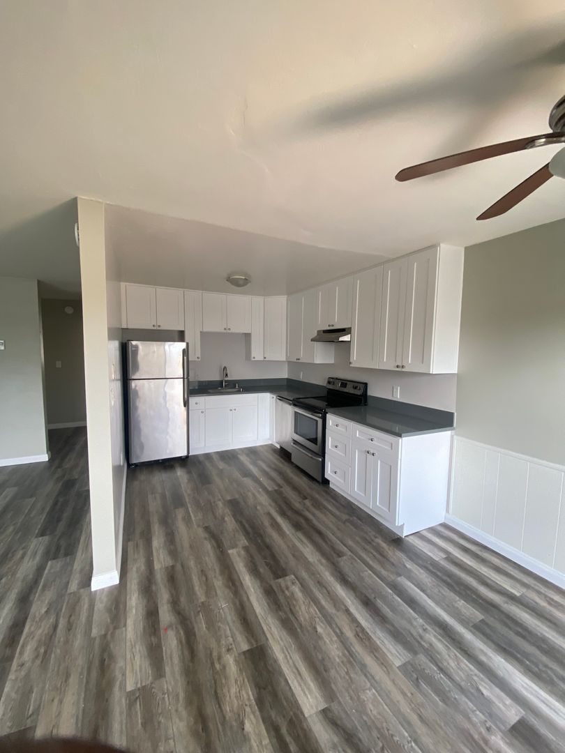 4140 Cleveland Ave 5 of 12