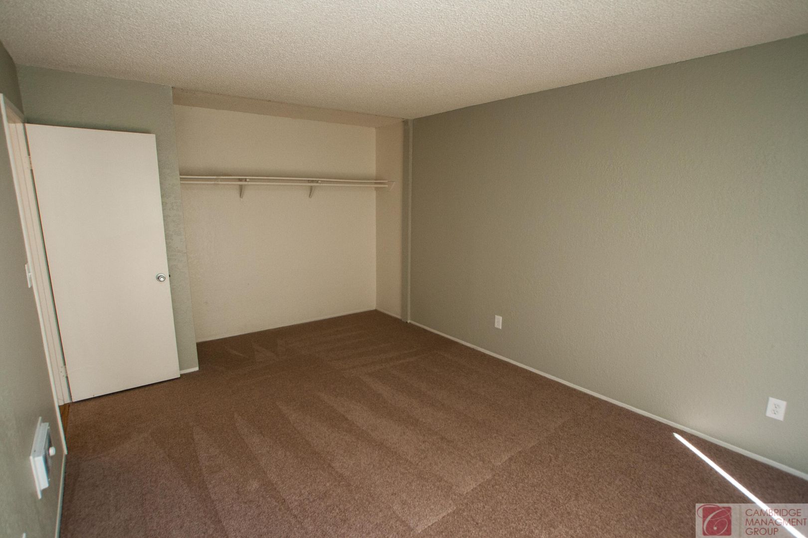 El Cajon Apartment: 1371 E Lexington Ave