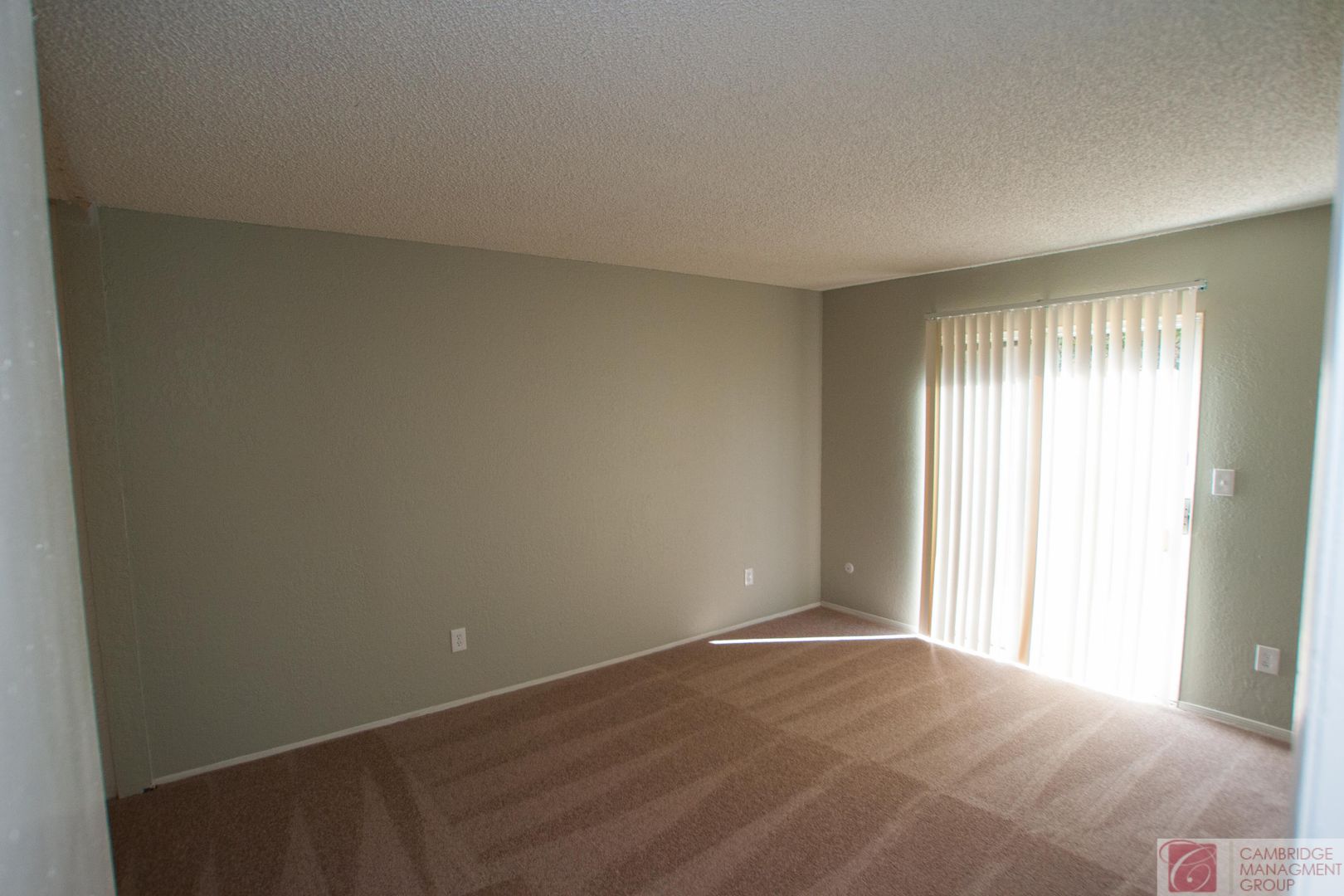 El Cajon Apartment: 1371 E Lexington Ave