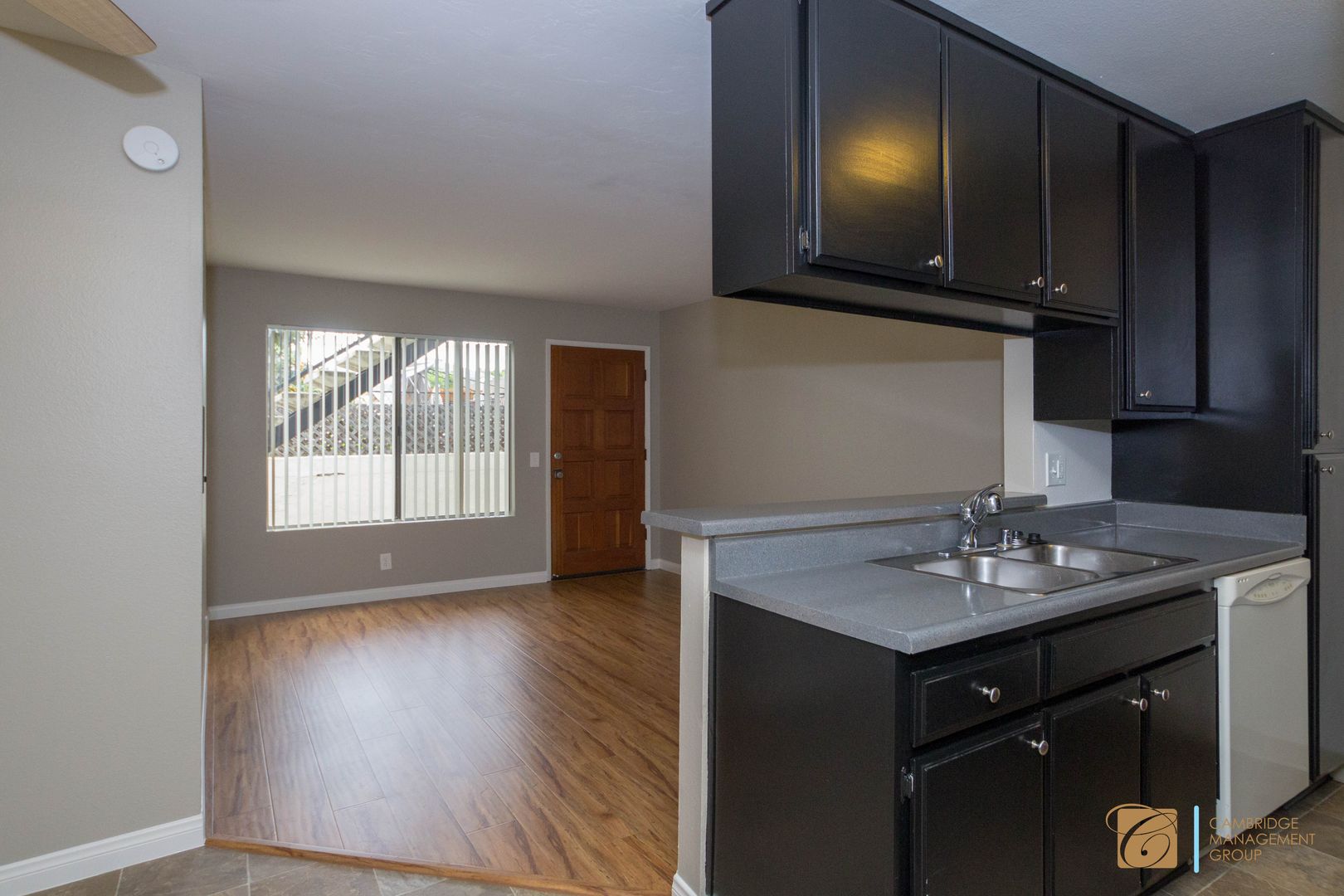 3712 Grim Ave 4 of 11