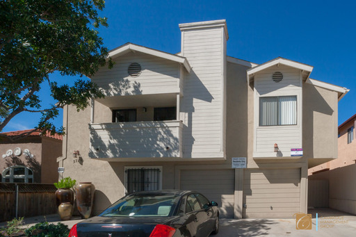 Prime North park location- Walk to all your fave spots! Pets OK – photo 1
