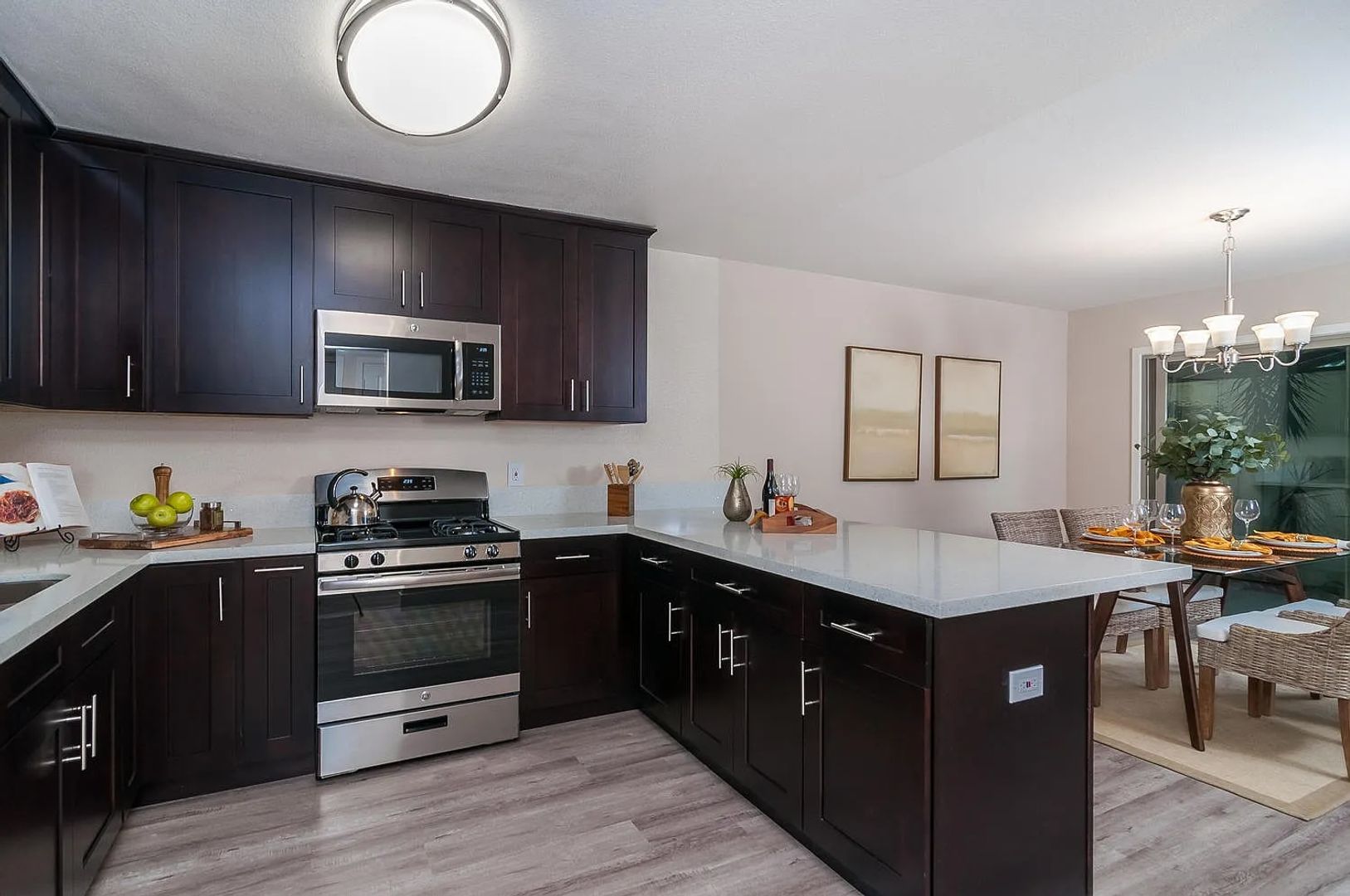 San Diego Townhome: 4268 Loma Riviera Ln