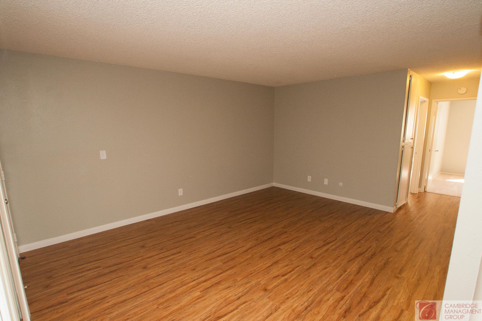 El Cajon Apartment: 1371 E Lexington Ave