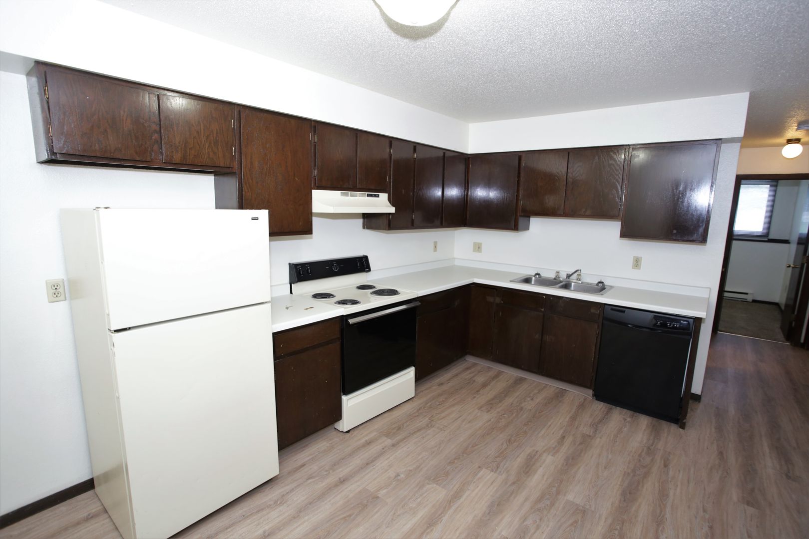 Grand Forks Apartment: 1708 24th Ave S.