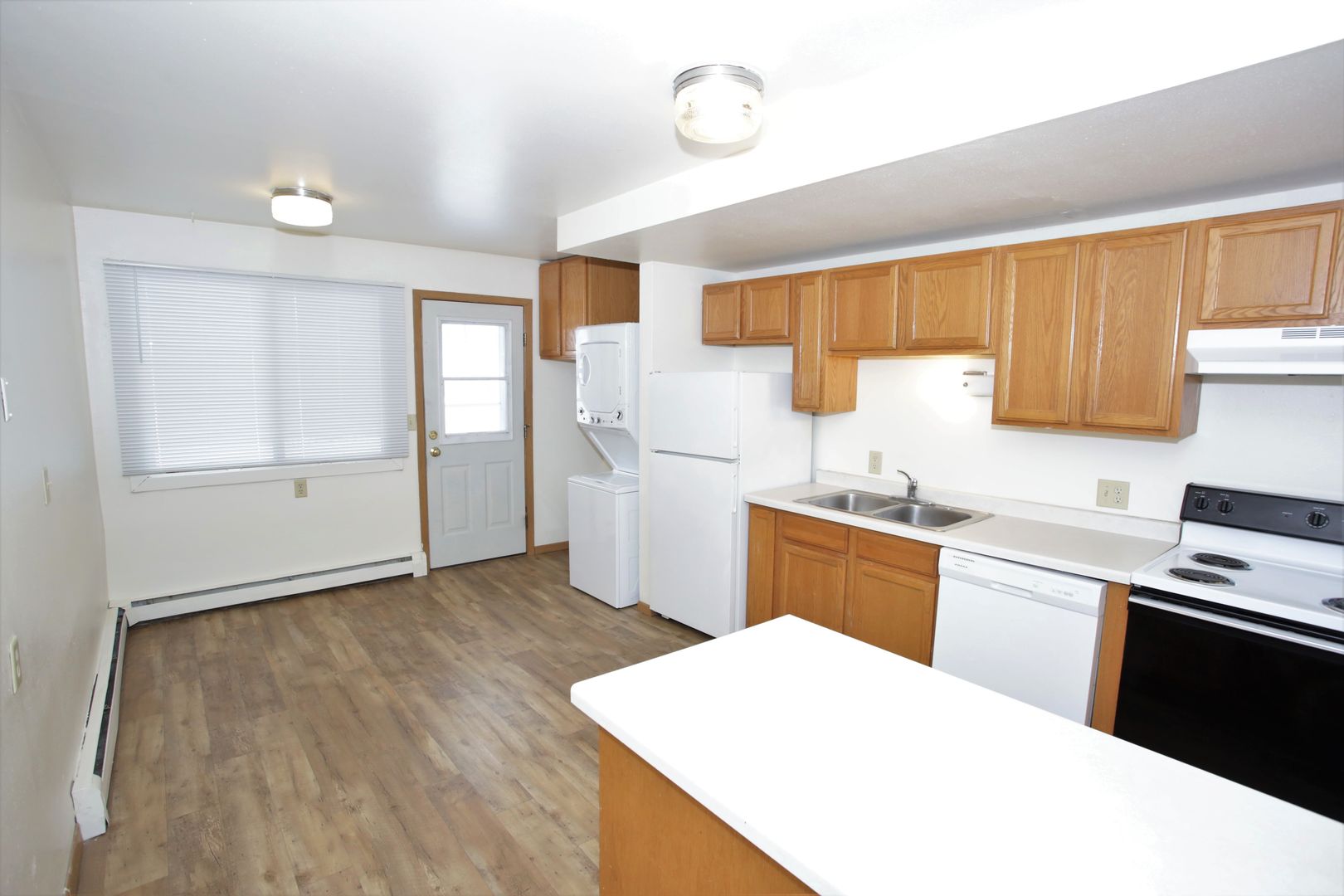 Grand Forks Apartment: 615 1st Ave S