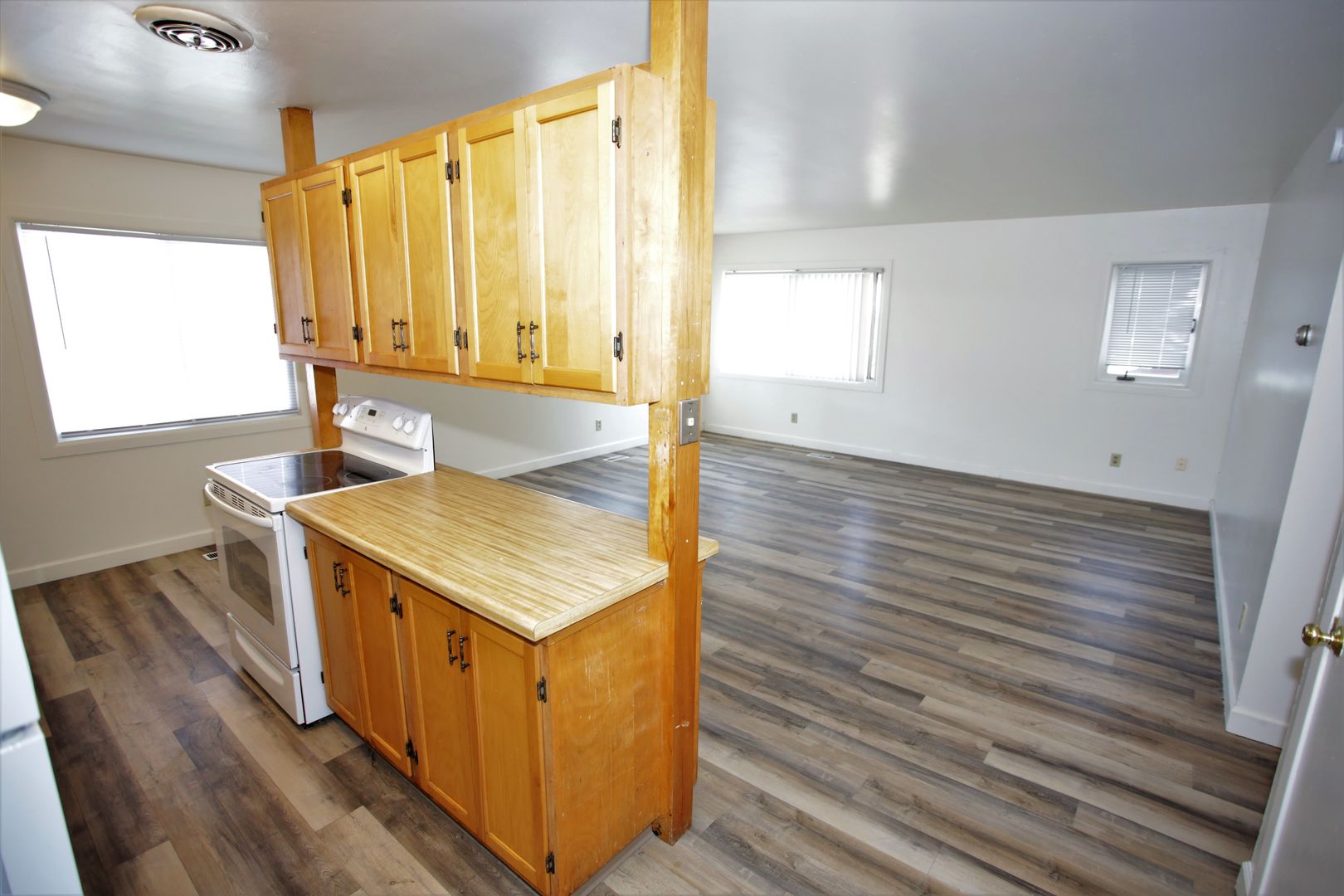 Grand Forks Apartment: 1110 24 Ave S