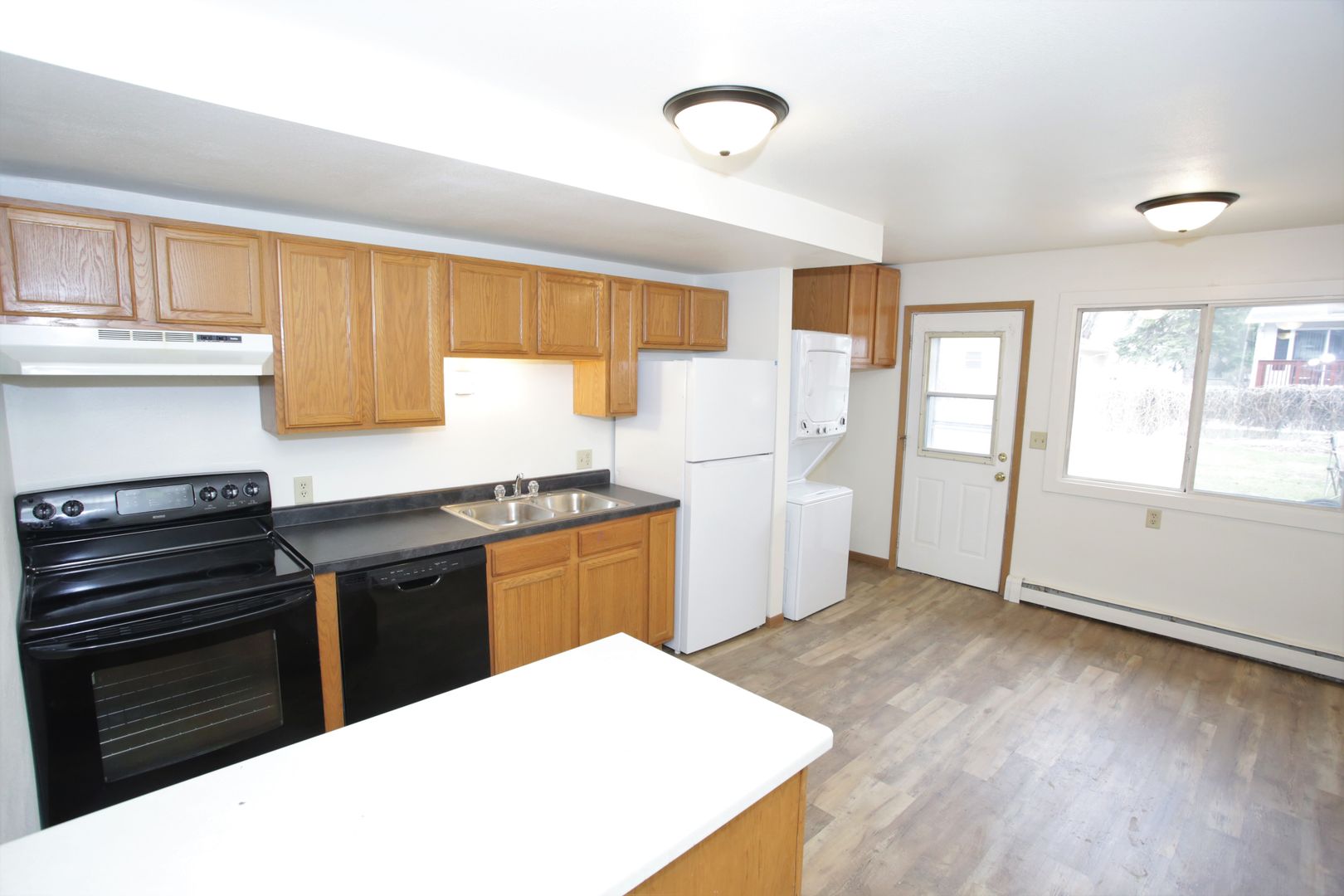 Grand Forks Apartment: 615 1st Ave S