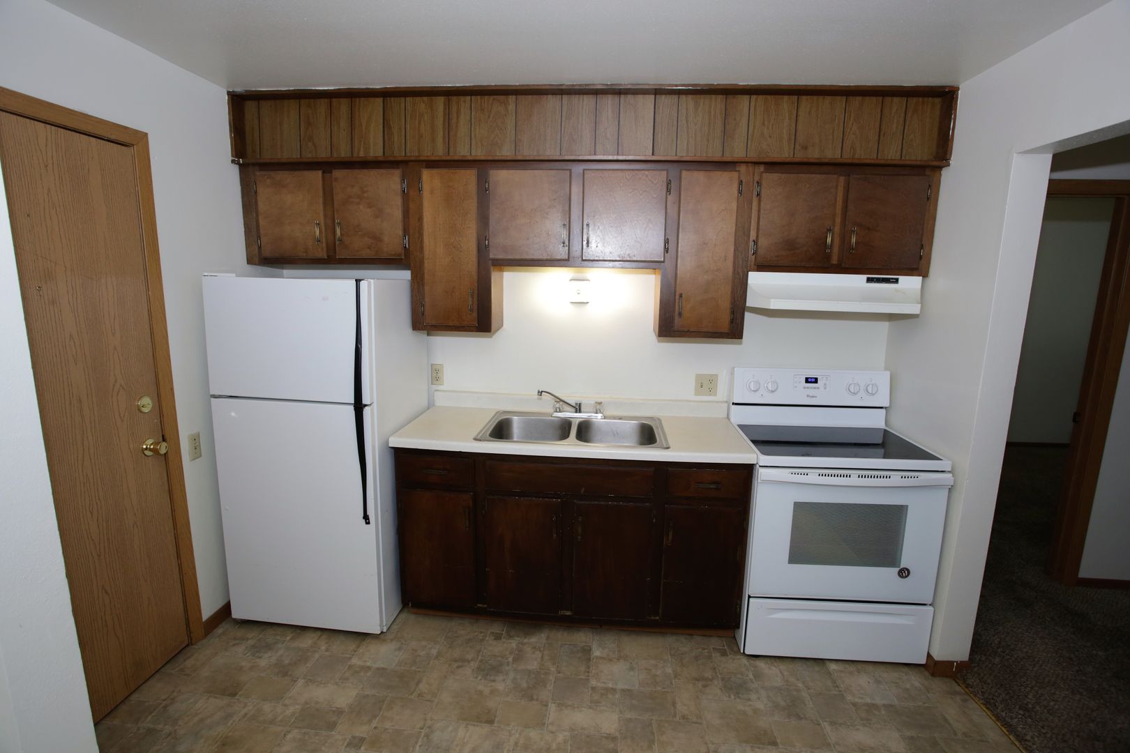 Grand Forks Apartment: 615 1st Ave S