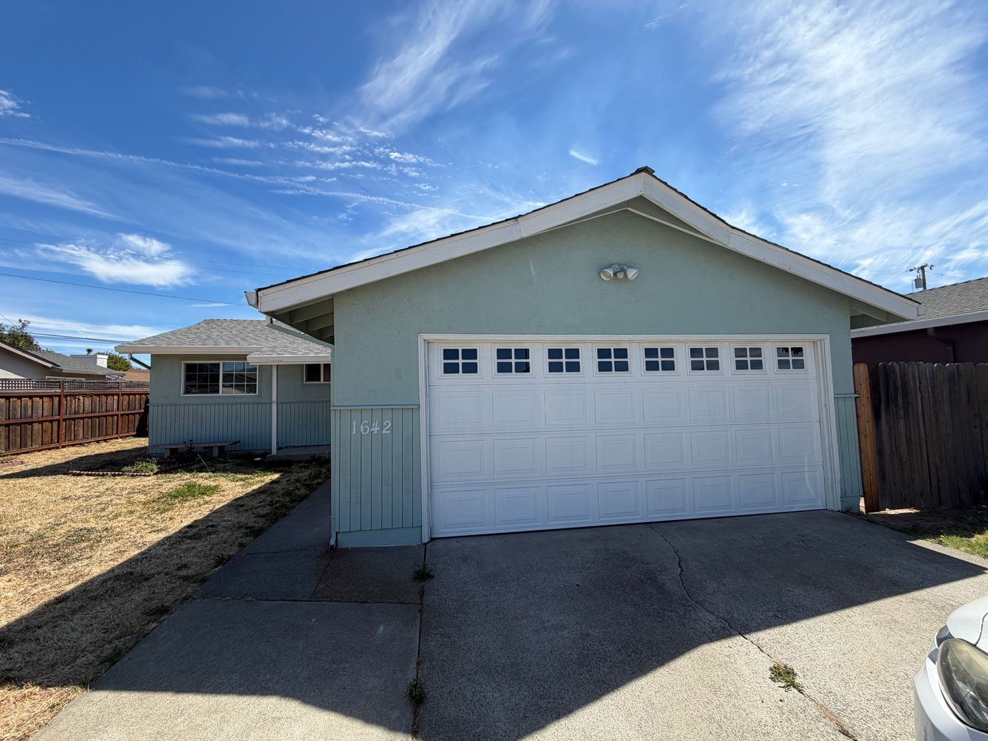 Fairfield House: 1642 Dover Avenue