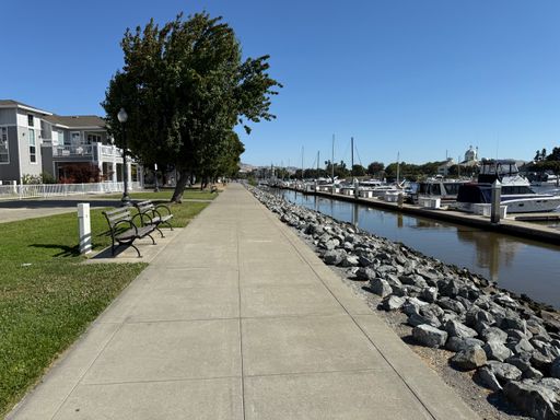 Conveniently located in Old Town Suisun
