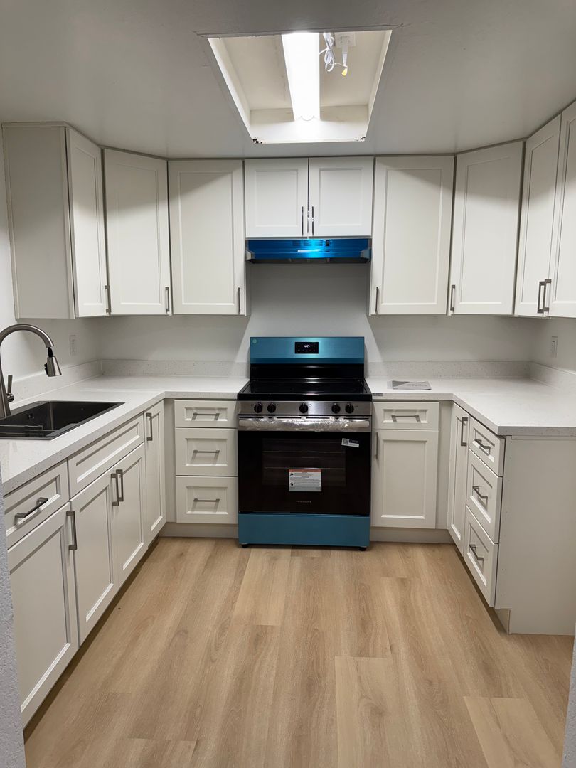 Galt Multiplex: 903 Delane Dr.