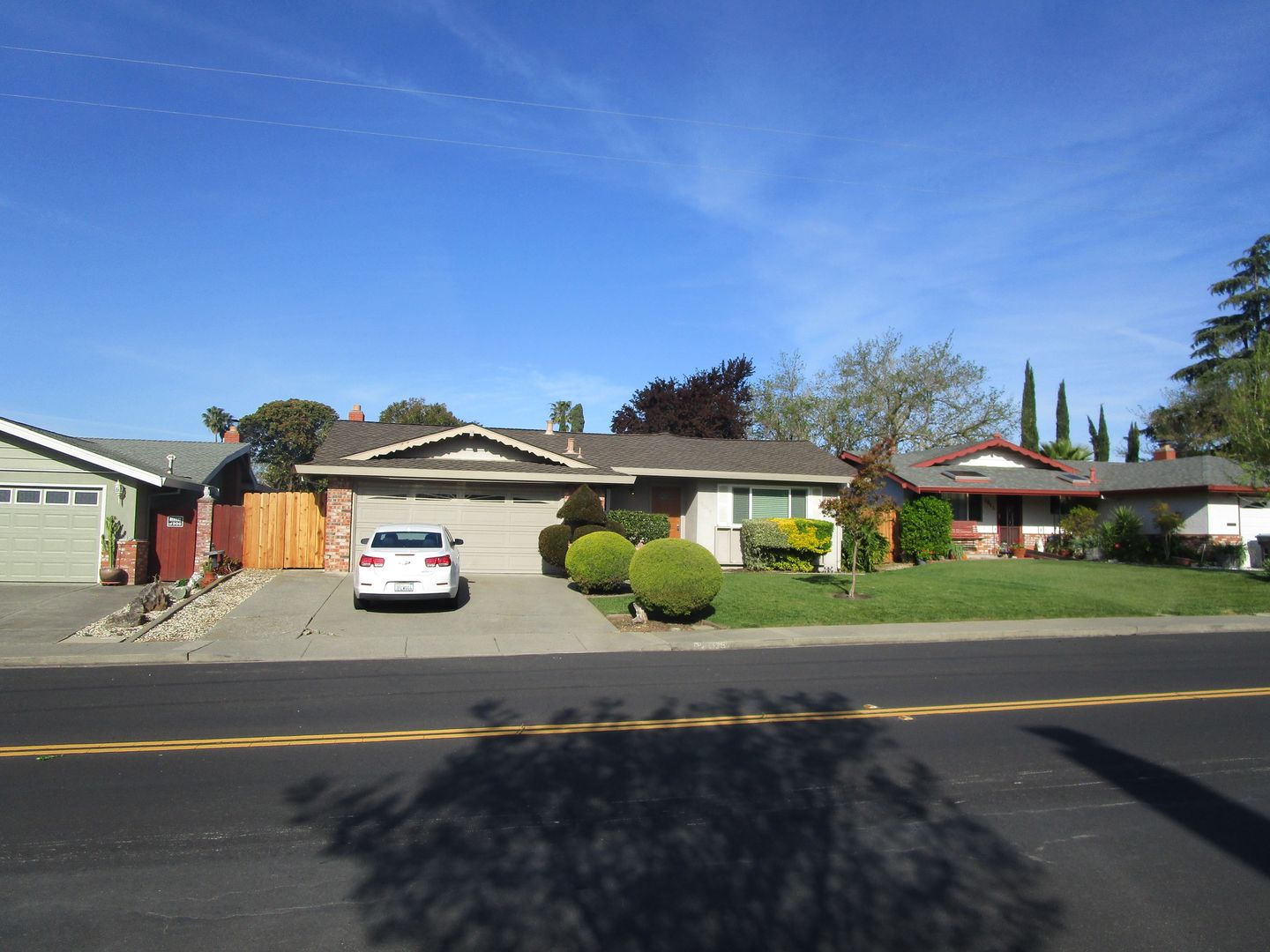 Fairfield House: 2039 Barbour Drive