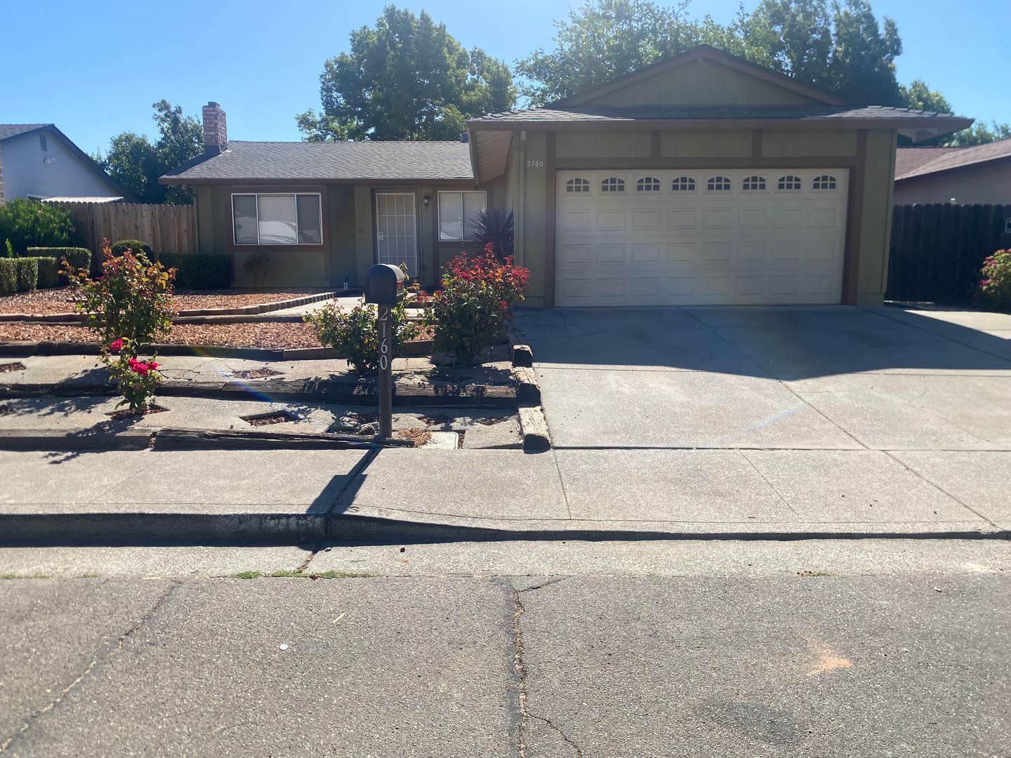 Fairfield House: 2160 Tilden Pl.