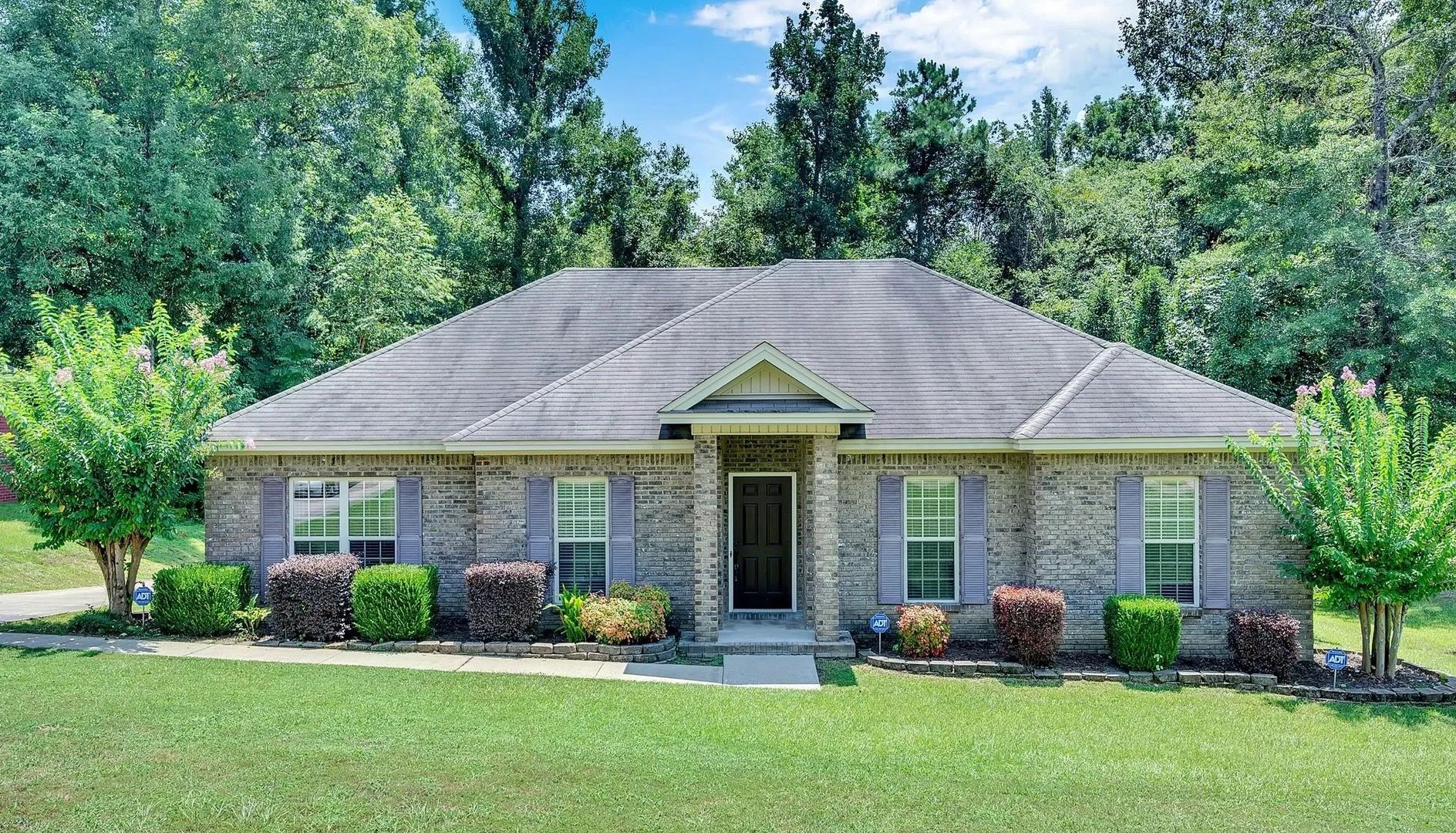 Wetumpka House: 168 Woodhaven Ln