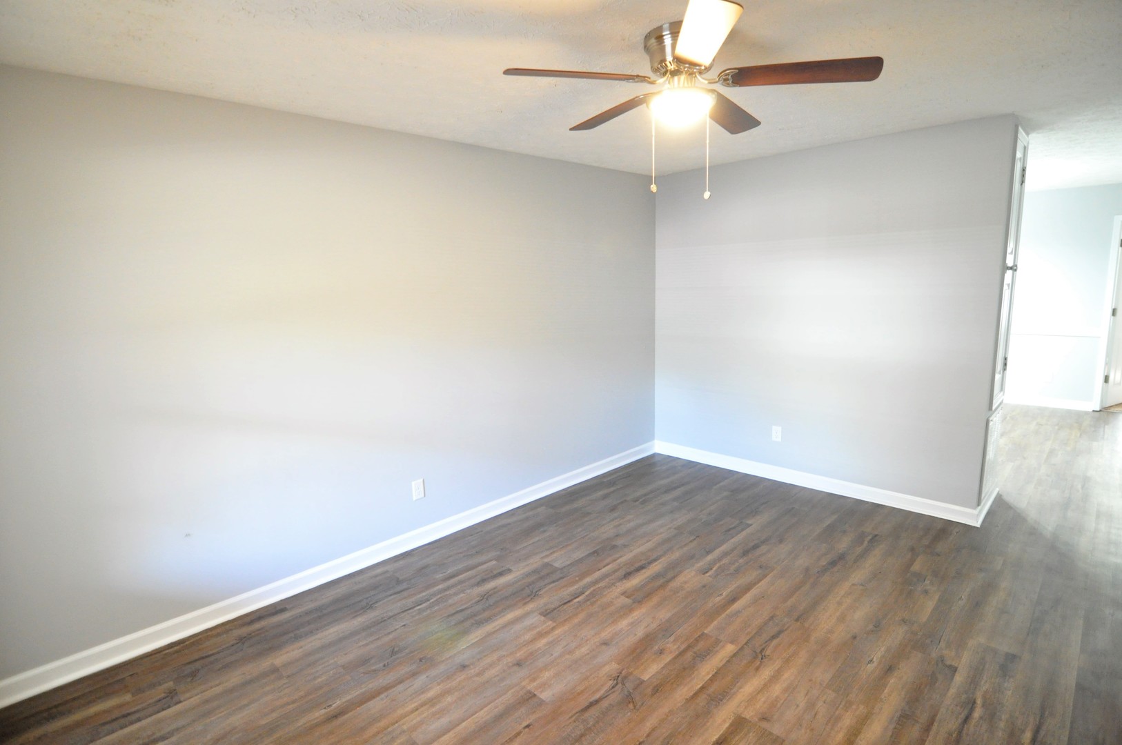 Prattville Apartment: E 6th Street