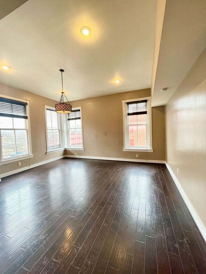 Baltimore Apartment: 617 W. Lexington Street