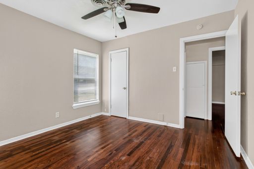 10943 Desdemona Dr, Dallas, TX 75228-2532
