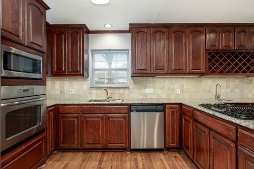 6219 Penrose Ave, Dallas, TX 75214-3041