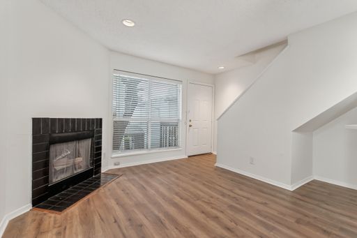 1901 N Fitzhugh Ave, #19, Dallas, TX 75204-4669
