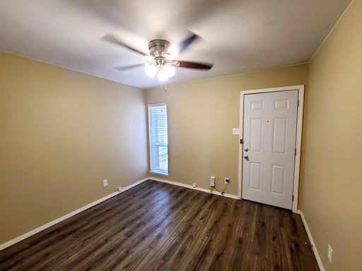 4130 Santa Barbara Dr, Dallas, TX 75214-2856