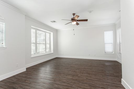 4738 Coyote Trl, Dallas, TX 75227-2821