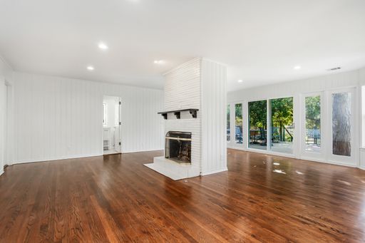 6737 Lakefair Circle, Dallas, TX 75214-2737