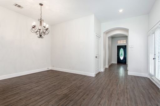 4738 Coyote Trl, Dallas, TX 75227-2821
