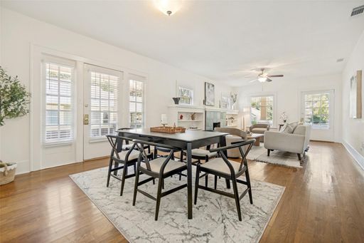 6106 Worth St., Dallas, TX 75214-4460