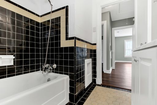 5705 Ross Ave, Dallas, TX 75206-7927