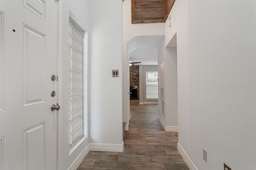 13109 Burninglog Ln, Dallas, TX 75243-2127