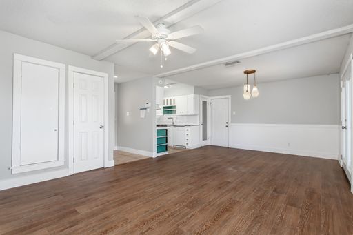 2121 Travis Dr, Carrollton, TX 75006-7650