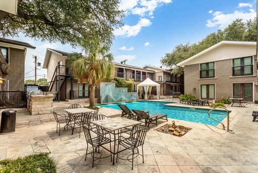 10205 Regal Oaks Dr., Apt #123, Dallas, TX 75230-4945