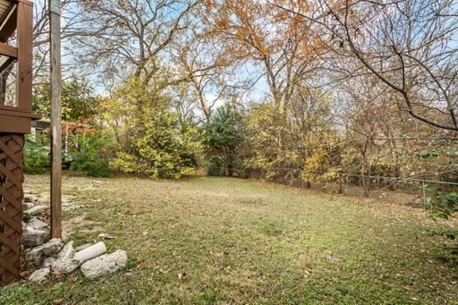 3311 Tooms St, Dallas, TX 75227-6345