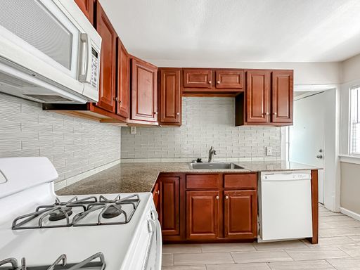 6038 Victor St, Dallas, TX 75214-5602