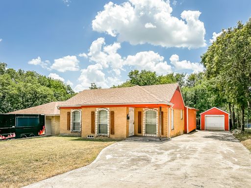 6340 Parkdale Dr, Dallas, TX 75227-6107