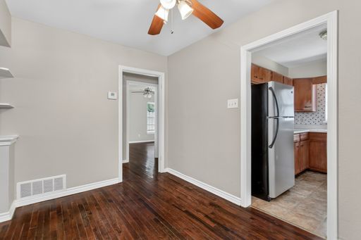 10943 Desdemona Dr, Dallas, TX 75228-2532