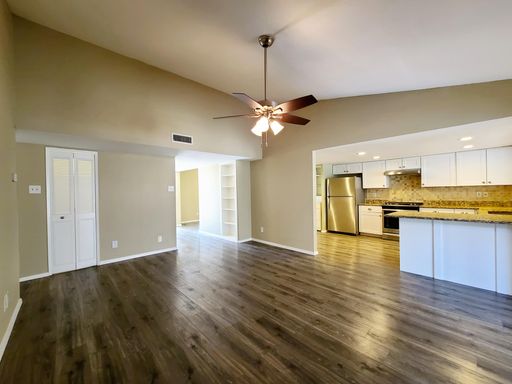 4130 Santa Barbara Dr, Dallas, TX 75214-2856