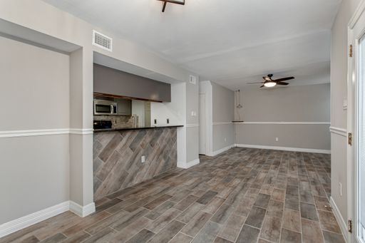 13109 Burninglog Ln, Dallas, TX 75243-2127