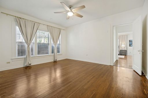 6106 Worth St., Dallas, TX 75214-4460