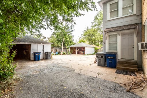 5918 La Vista Dr #3, Dallas, TX 75206-7218