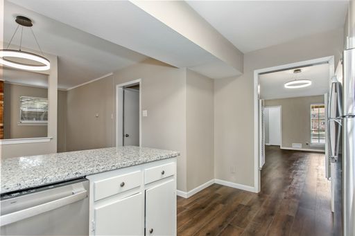 7551 Brentcove Cir, Dallas, TX 75214-1808