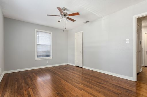 7326 Casa Loma Ave, Dallas, TX 75214-4105