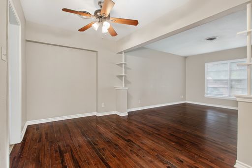 10943 Desdemona Dr, Dallas, TX 75228-2532