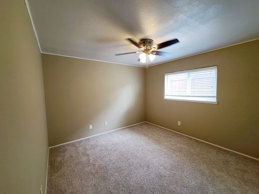 4130 Santa Barbara Dr, Dallas, TX 75214-2856