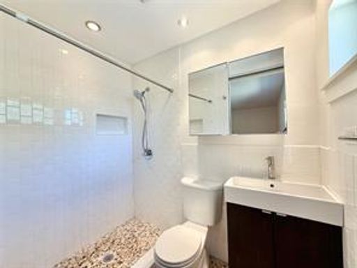 2223 Forest Oaks Dr, Dallas, TX 75228-5315