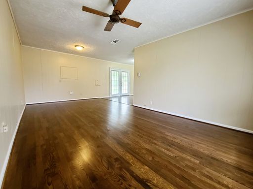 9867 Carnegie Pl, Dallas, TX 75228-3611